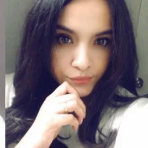 Meet your Posher, Alexandra